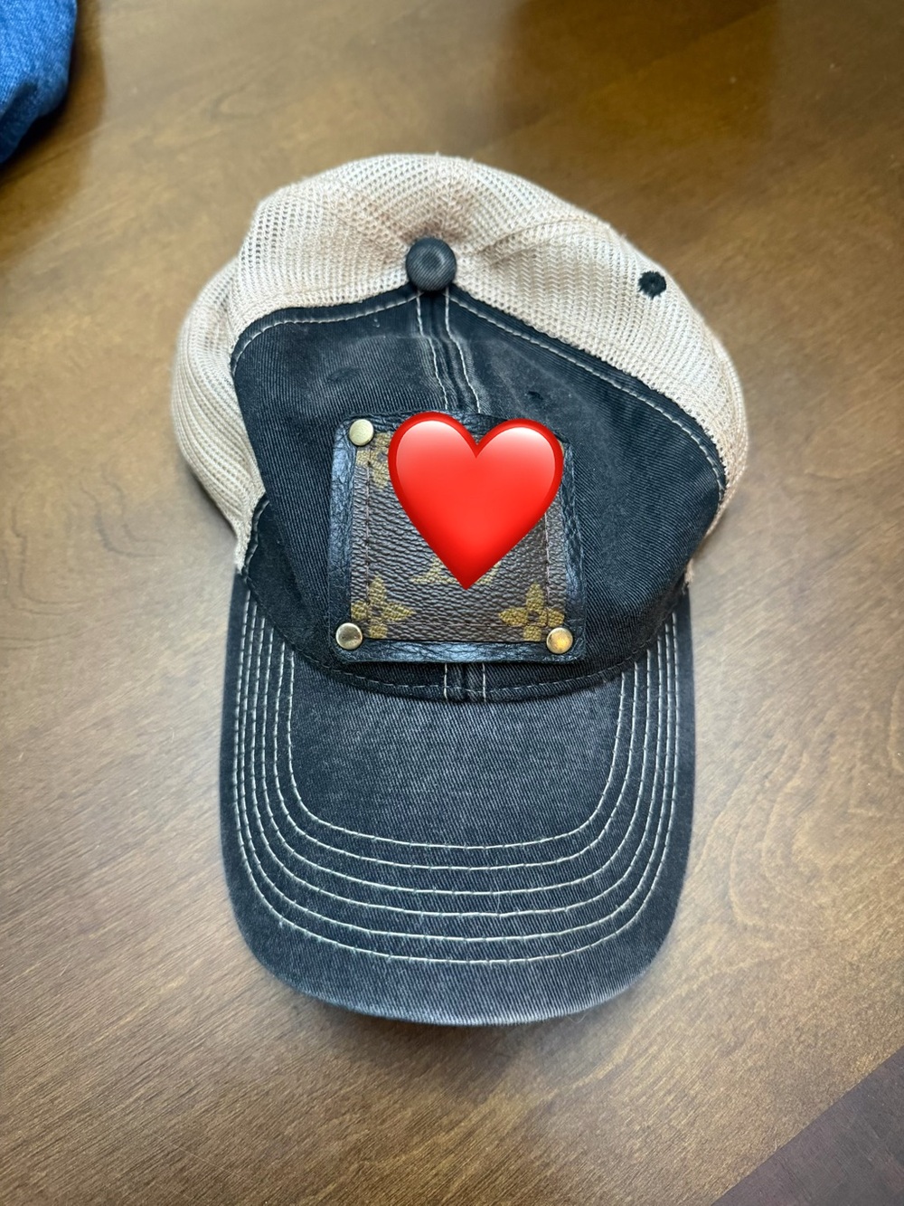 Women's Two-Tone Black and Tan Mesh Baseball Cap